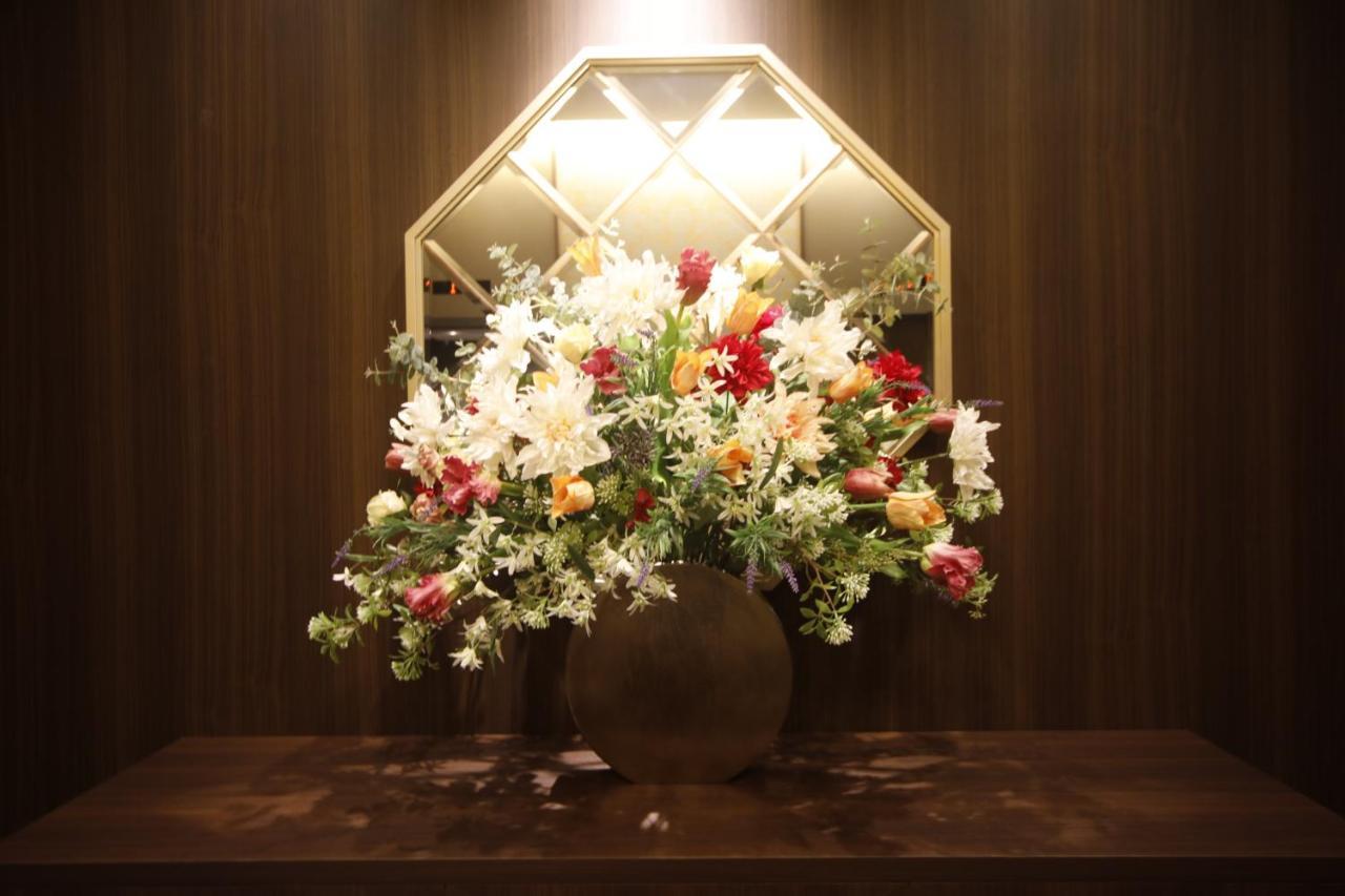 Dormy Inn Premium Osaka Kitahama Bagian luar foto